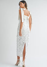 Load image into Gallery viewer, Lainey Midi Dress
