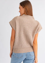 Load image into Gallery viewer, Lisa Sweater Vest
