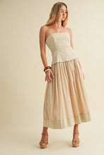 Load image into Gallery viewer, Mackenzie Midi Dress
