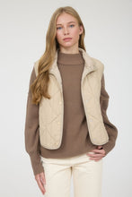 Load image into Gallery viewer, Quilted Puffer Vest
