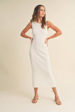 Load image into Gallery viewer, D2997   PATTERNED RIB KNITTED LONG DRESS: L / White
