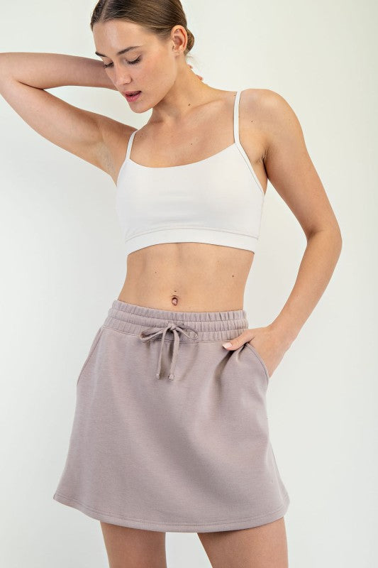 Sally Skort