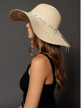 Load image into Gallery viewer, Seashell Straw Hat
