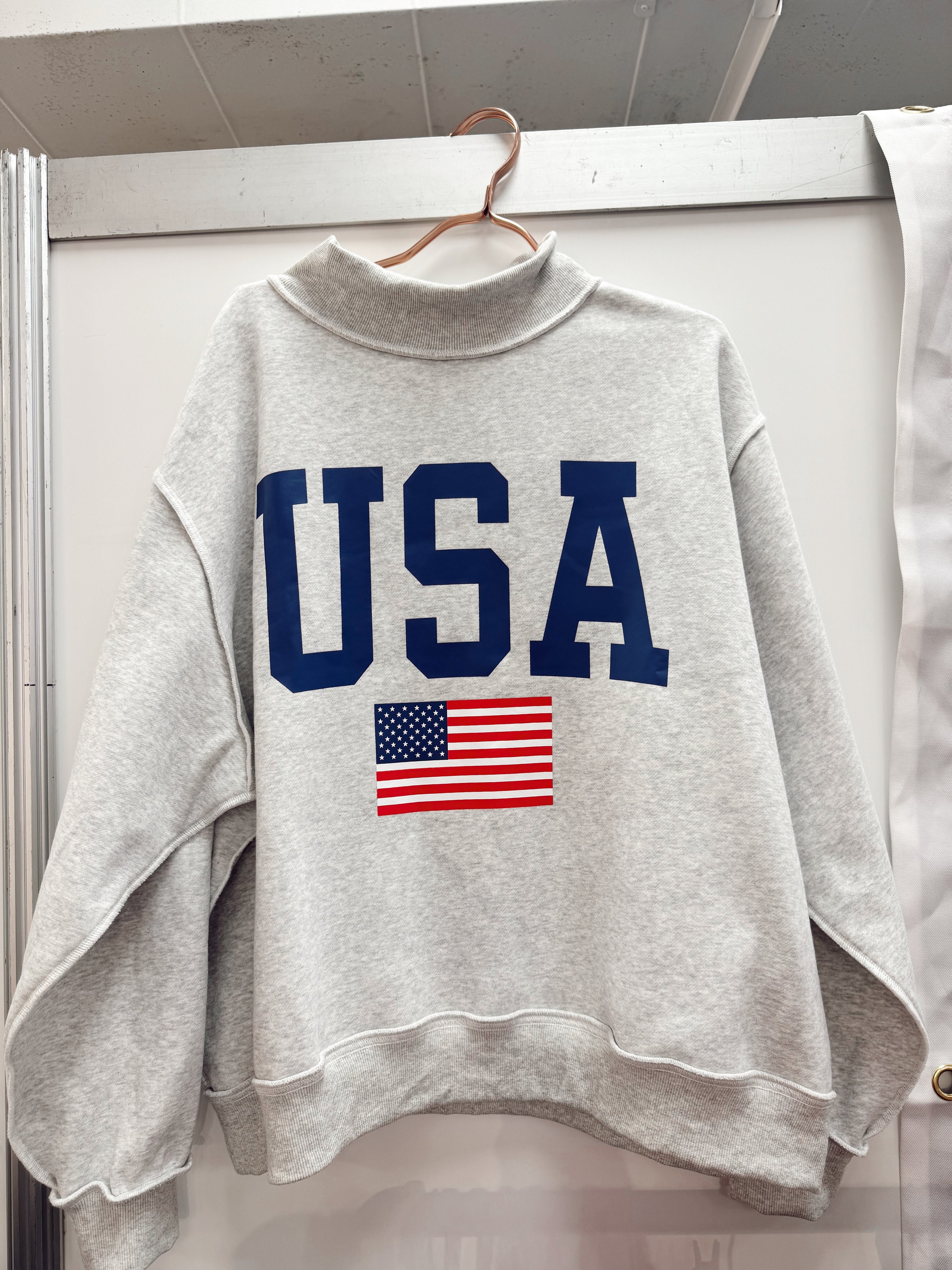 American Mockneck Sweatshirt - Pre Order