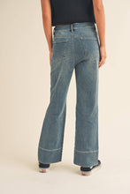 Load image into Gallery viewer, P3141   PLEAT DETAIL WIDE HEM DENIM PANTS: DENIM / L
