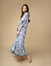Load image into Gallery viewer, Lacie Maxi Dress
